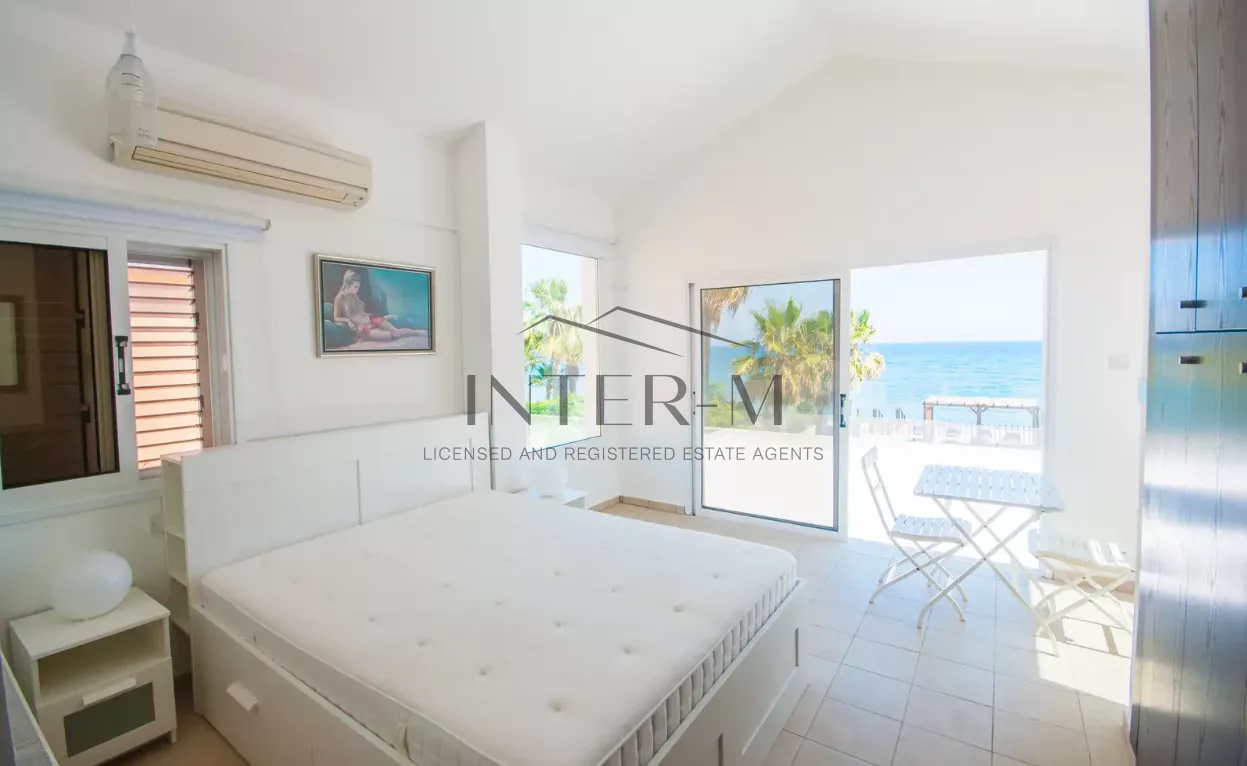 Exclusive 4-Bedroom Beachfront Villa For Sale – Meneou / Pervolia, Larnaca,Cyprus (4 Bedroom) photo 12