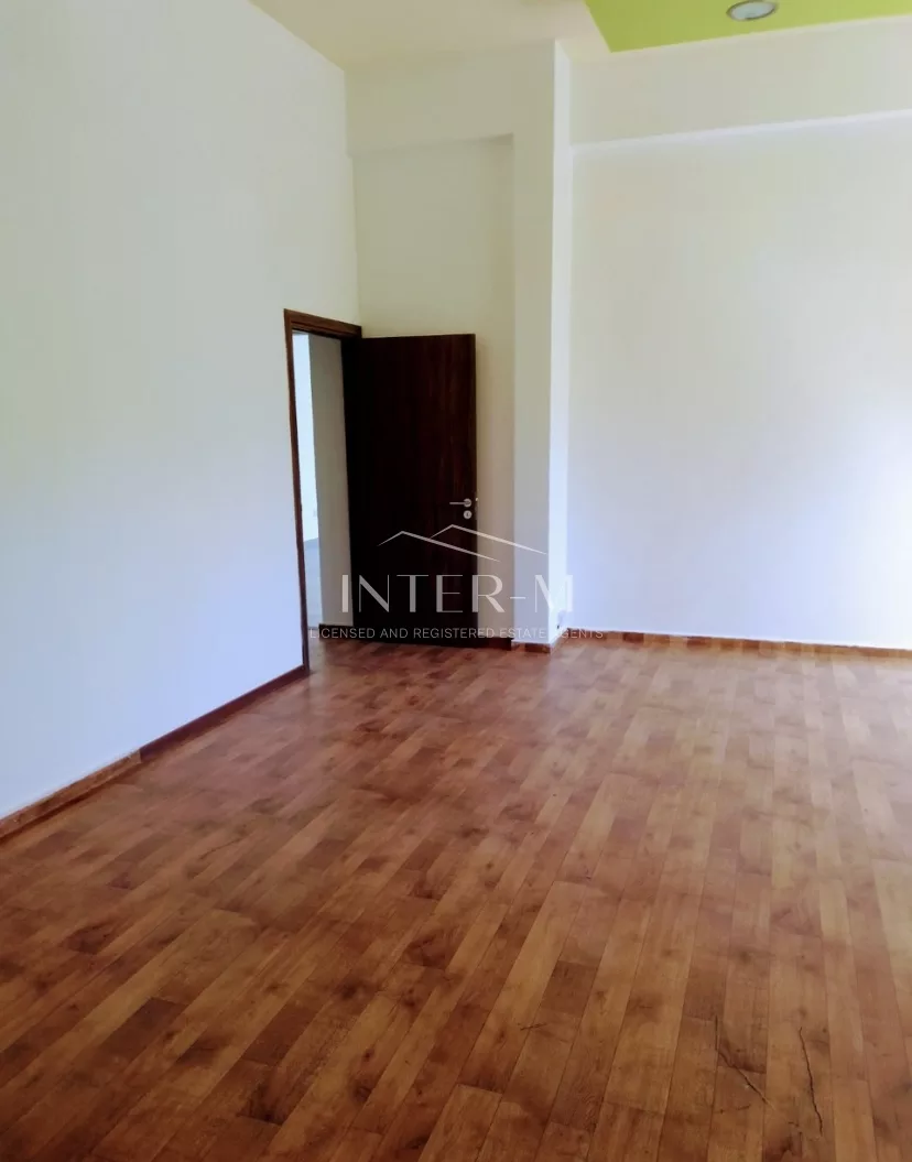 Ground Floor Office/Commercial Space For Rent In Agios Ioannis,Limassol (256 Sq.m) photo 6