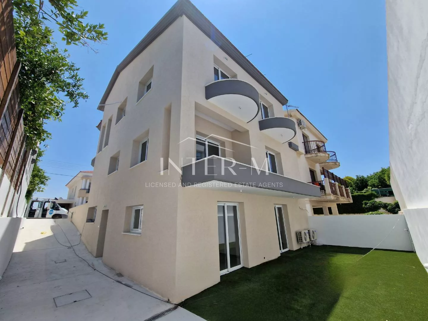 Beautiful House For Rent In Ayia Fyla ,Limassol  (6 Bedroom)