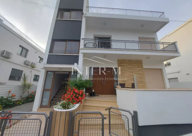 Beautiful Semi-Detached To Rent In,Apostolon Petrou & Pavlou, Limassol (3 Bedroom)
