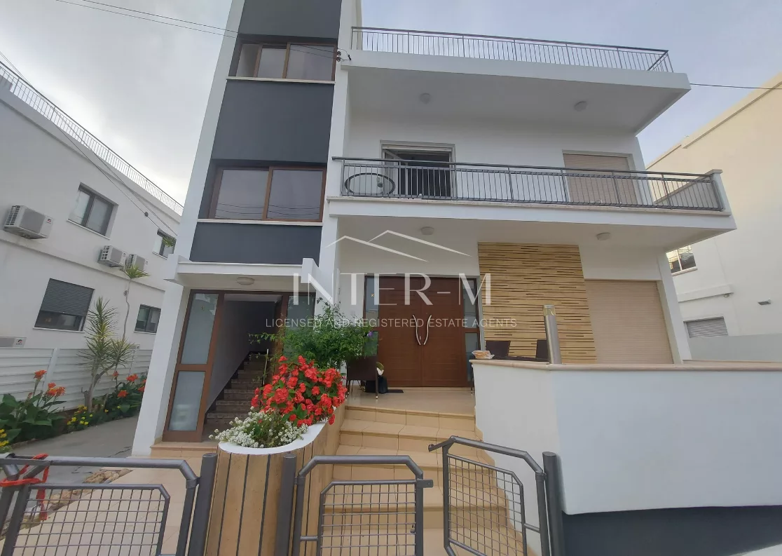Beautiful Semi-Detached To Rent In,Apostolon Petrou & Pavlou, Limassol (3 Bedroom)