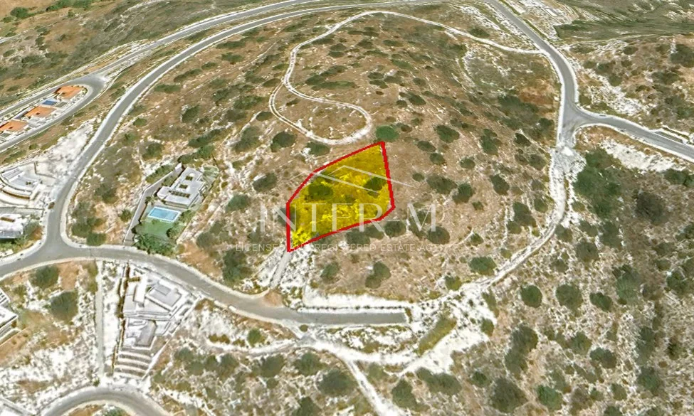 Residential Land For Sale  In Agios Tychonas, Limassol, Cyprus(1407 Sq.m)
