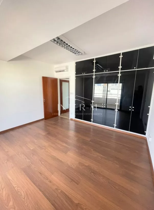 Seafront Commercial Building For Sale In Tourist Area, Limassol, Cyprus(4.509,35 Sq.m) photo 10