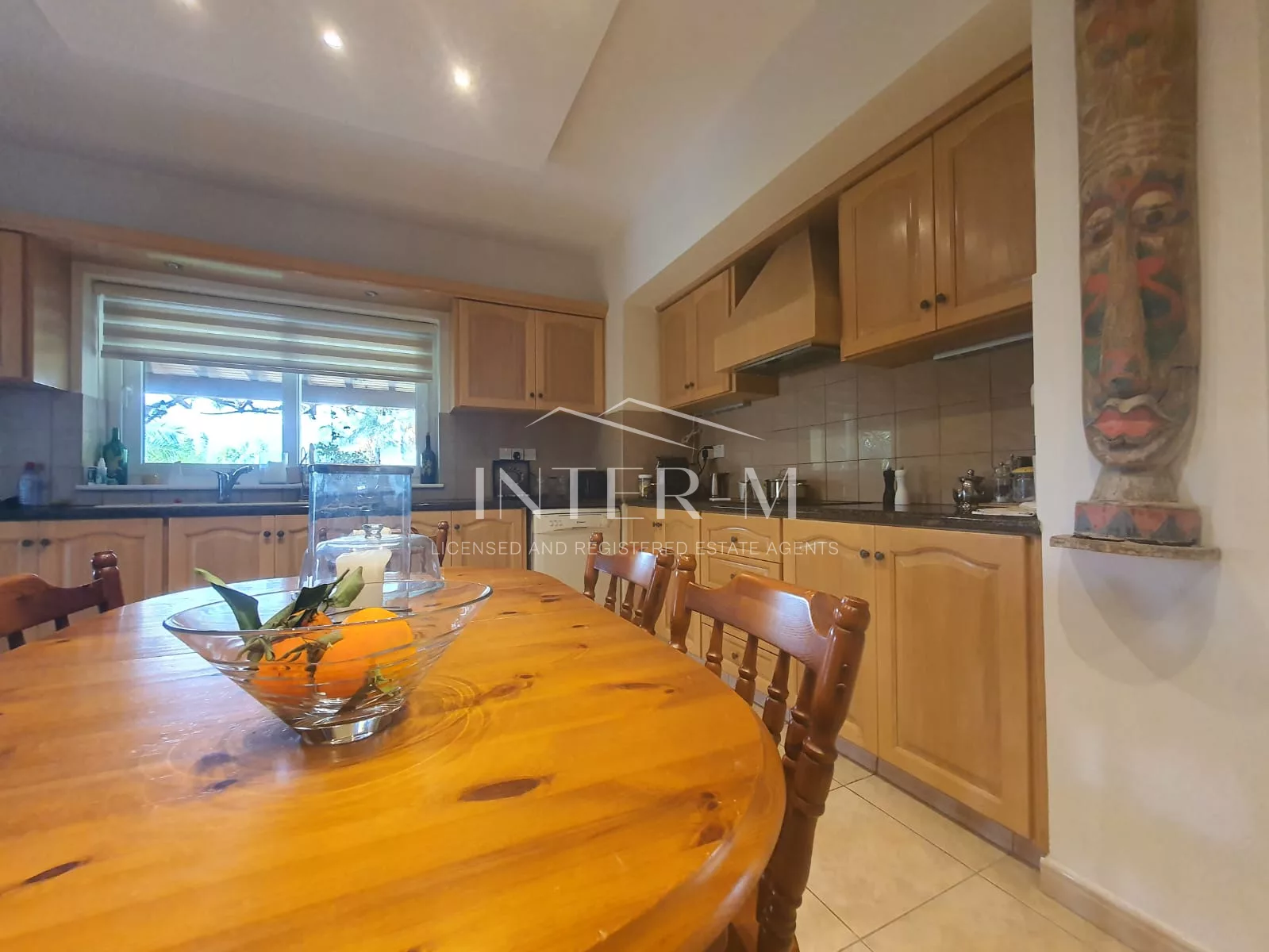 Stunning Villa For Rent In Foinikaria, Limassol (4 Bedroom) photo 25