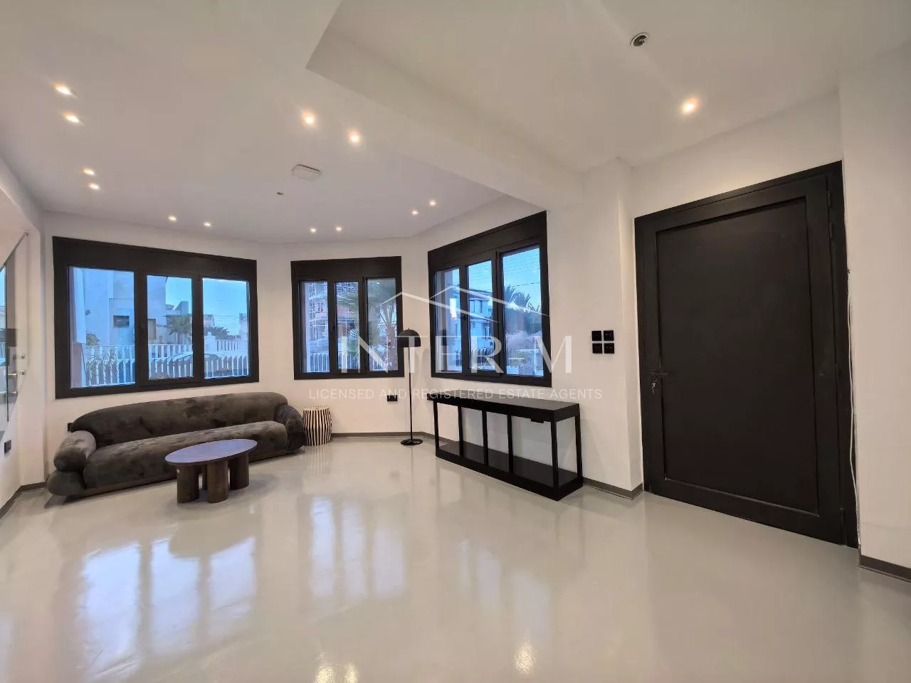 5-Bedroom Luxury Villa For Sale In Aradippou – Agios Fanourios, Larnaca Cyprus  (5 Bedroom) φωτογραφία 3