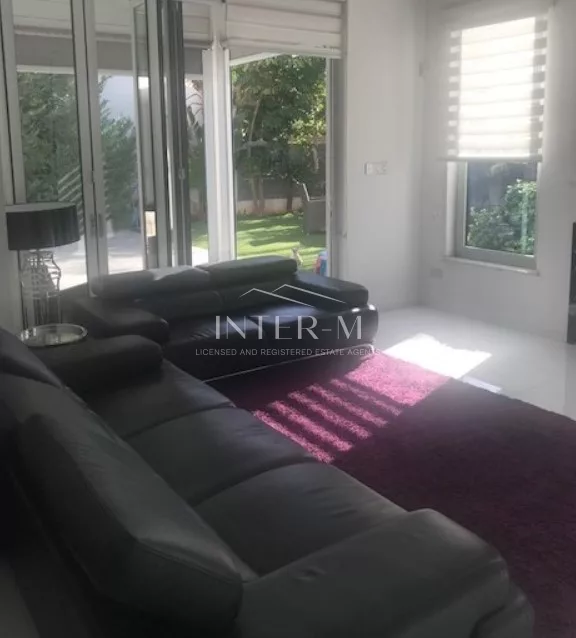Detached House For Rent In Agios Spiridonas (5 Bedroom) photo 14