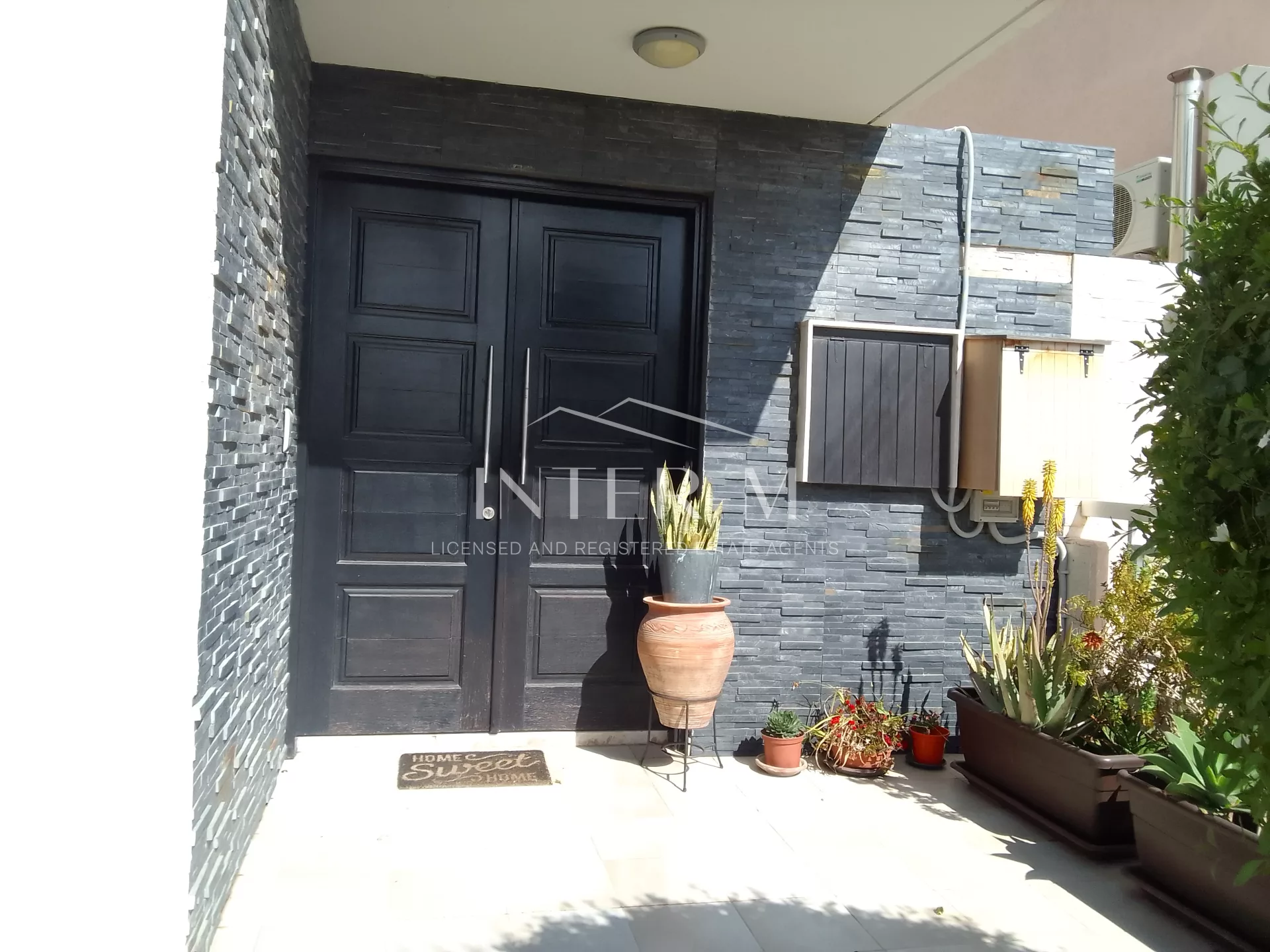 Two-Storey House With Amazing View For Rent In Agios Athanasios, Limassol (3 Bedroom) photo 14