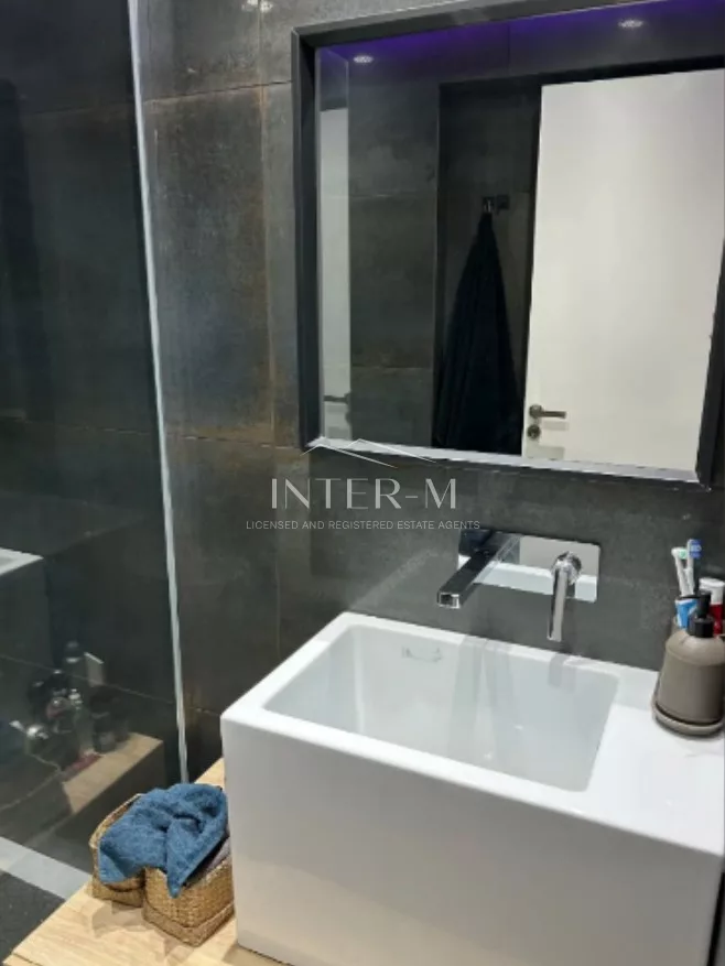 Beautiful Whole Floor 3-Bedroom Apartment In Egkomi, Nicosia, Cyprus φωτογραφία 4