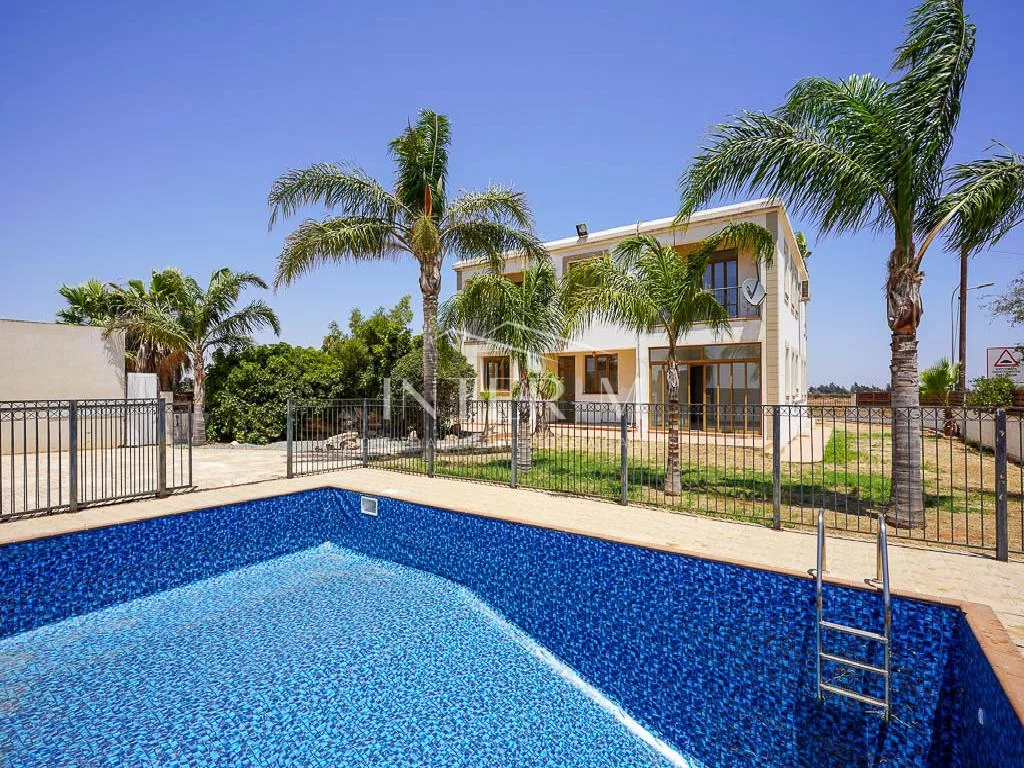 Beautiful Villa For Sale In Avgorou, Famagusta (4 Bedroom)
