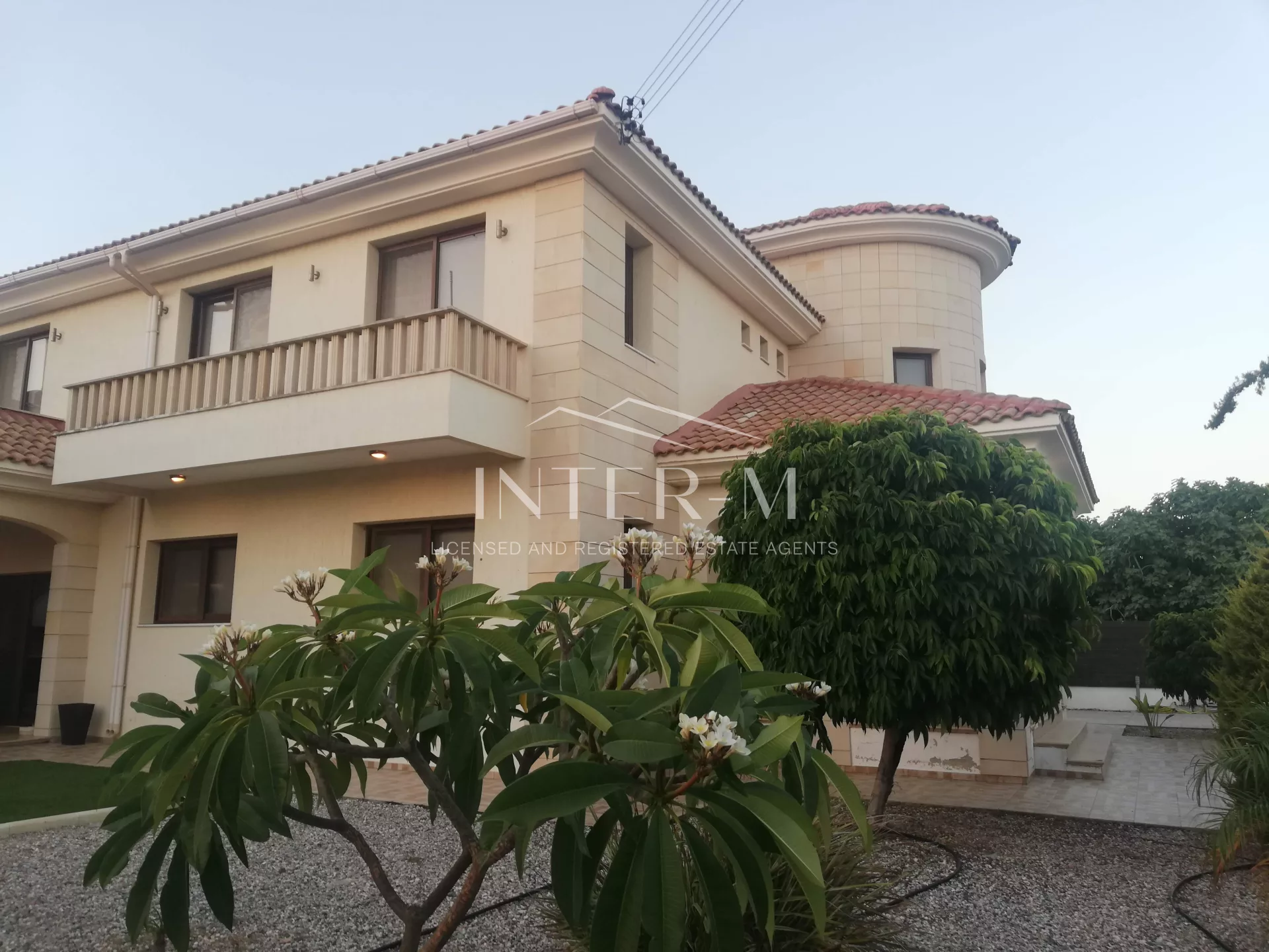 Stunning Townhouse For Sale In Ypsonas, Limassol (4 Bedroom) photo 2