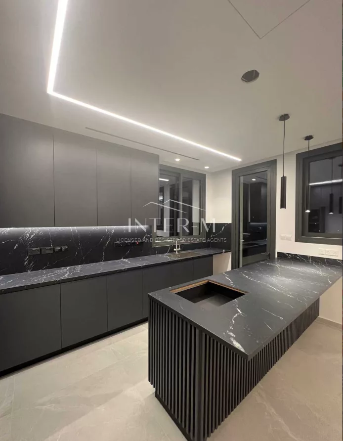 Beautiful Penthouse  For Sale In  Germasogeia , Limassol  (3 Bedroom)
