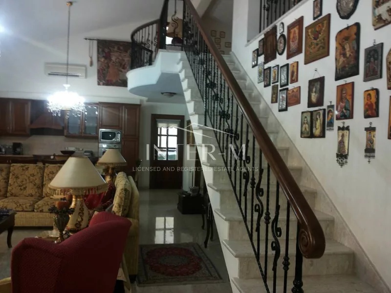 Luxurious Villa In Erimi (5 Bedroom) photo 5