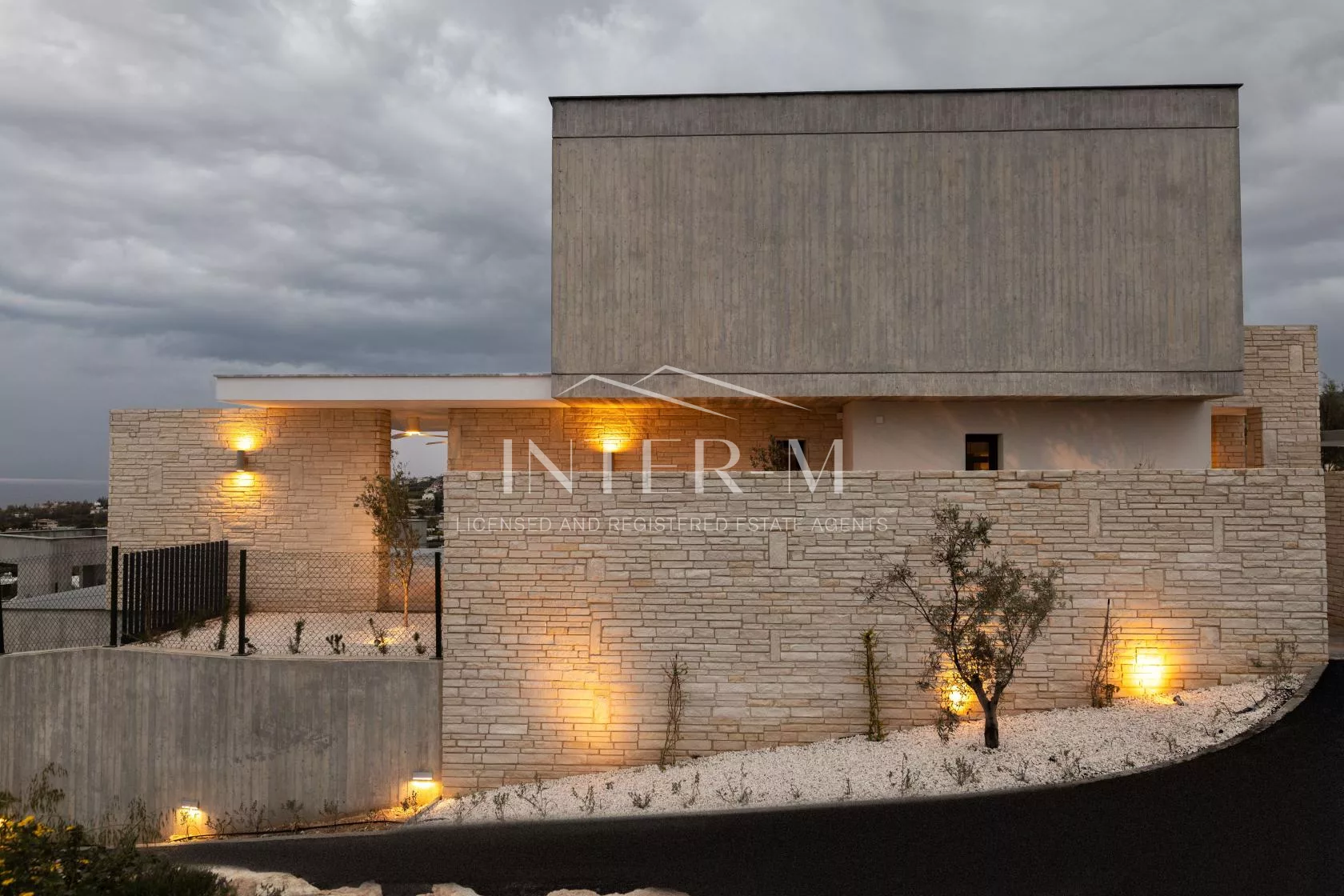Exquisite 5-Bedroom Luxury Villa For Sale – Sea Caves, Paphos (5 Bedroom)