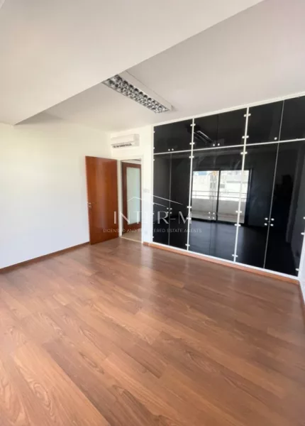 Luxury Office For Sale In Molos Area , Limassol photo 3