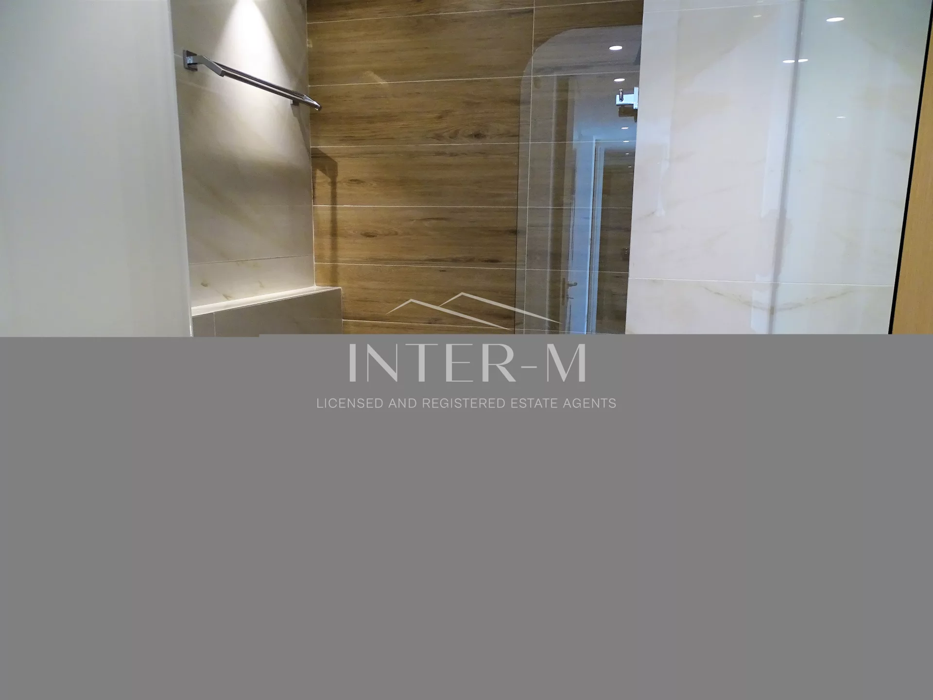 Luxury 3 Bedroom Whole Floor Apartments For Sale In Germasogeia  (3 Bedroom) photo 25