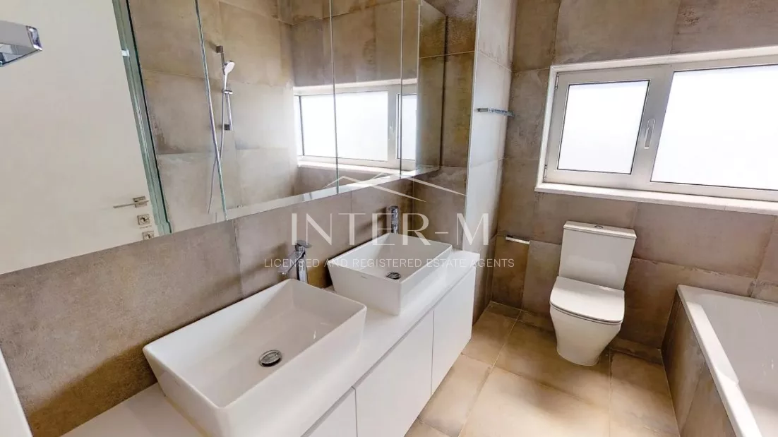 Stylish Seafront Villa For Sale In Coral Bay, Paphos, Cyprus(4 Bedrooms) photo 7