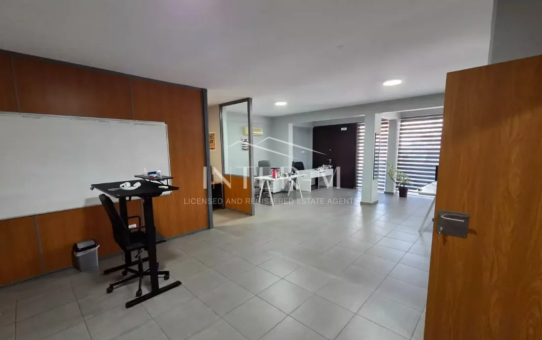 Fully Refurbished Office for Rent – Agia Zoni, Limassol,Cyprus φωτογραφία 5