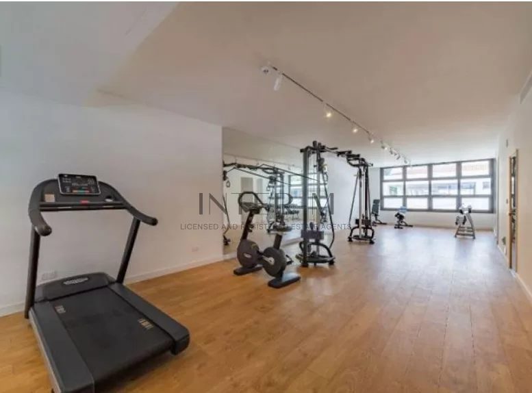 Luxury Seafront 3-Bedroom Apartment For Rent – Limassol Old Town φωτογραφία 2