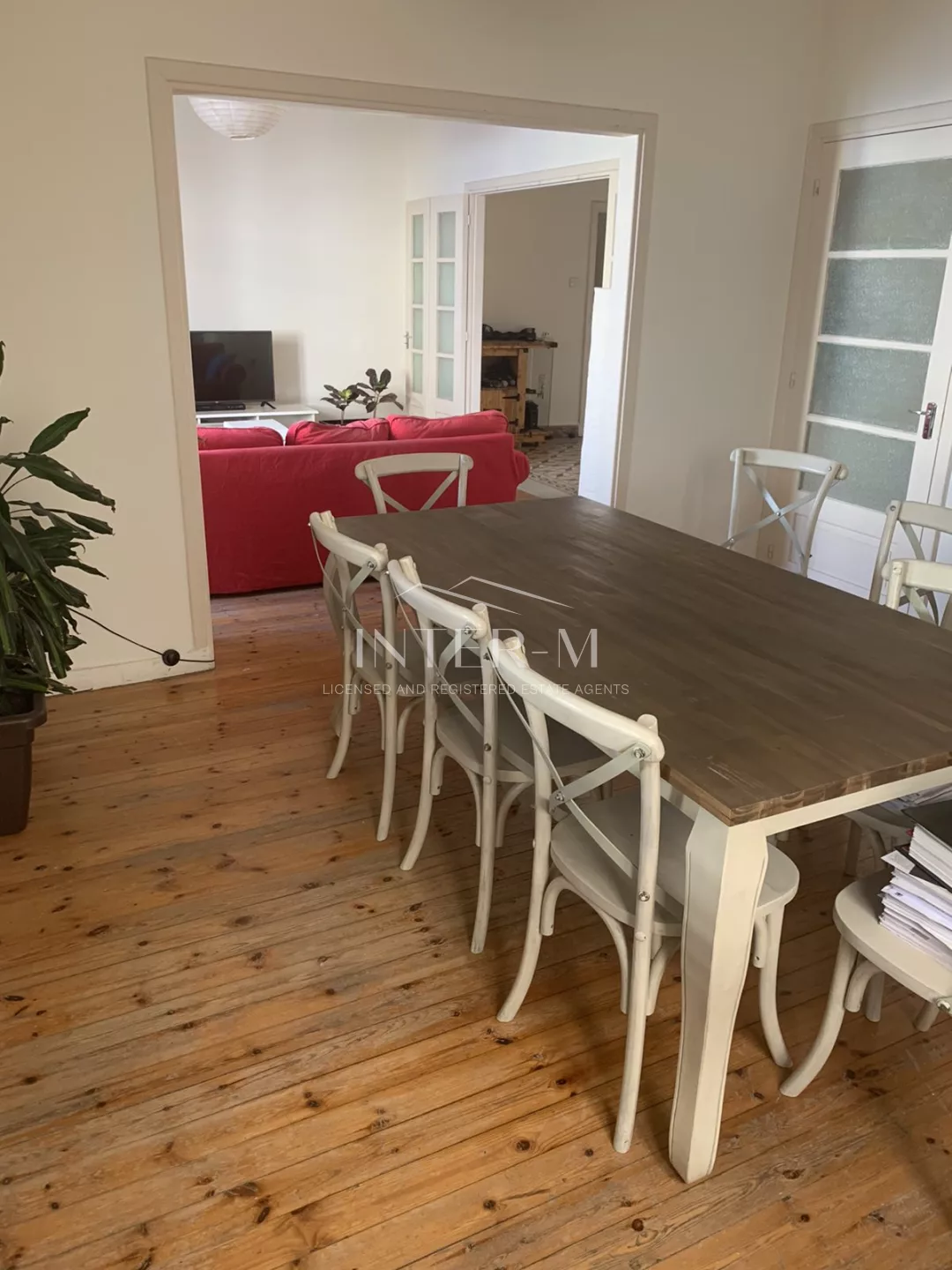 Traditional And Fully Renovated Office For Rent In City Center φωτογραφία 8