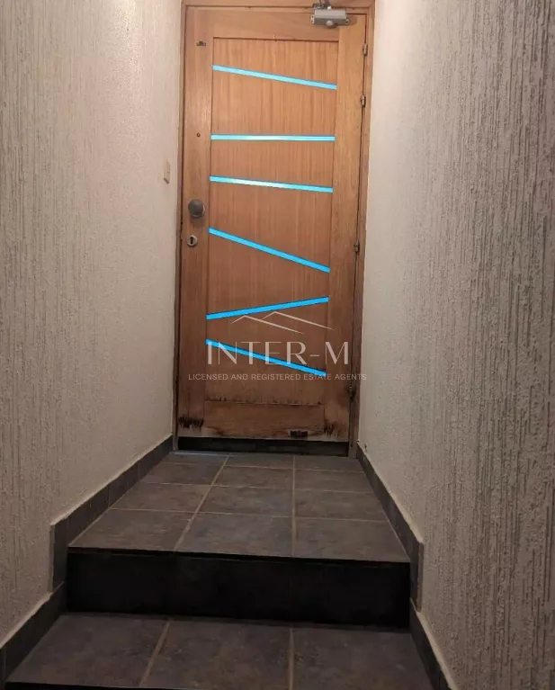 Upprer Floor Office Or Private Institute For Rent,Mesa Geitonia, Limassol photo 8