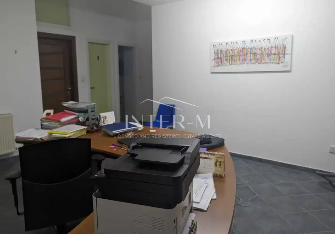 Upprer Floor Office Or Private Institute For Rent,Mesa Geitonia, Limassol photo 2