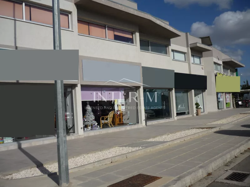 Building In Kolossi - 2007 Sqm photo 3