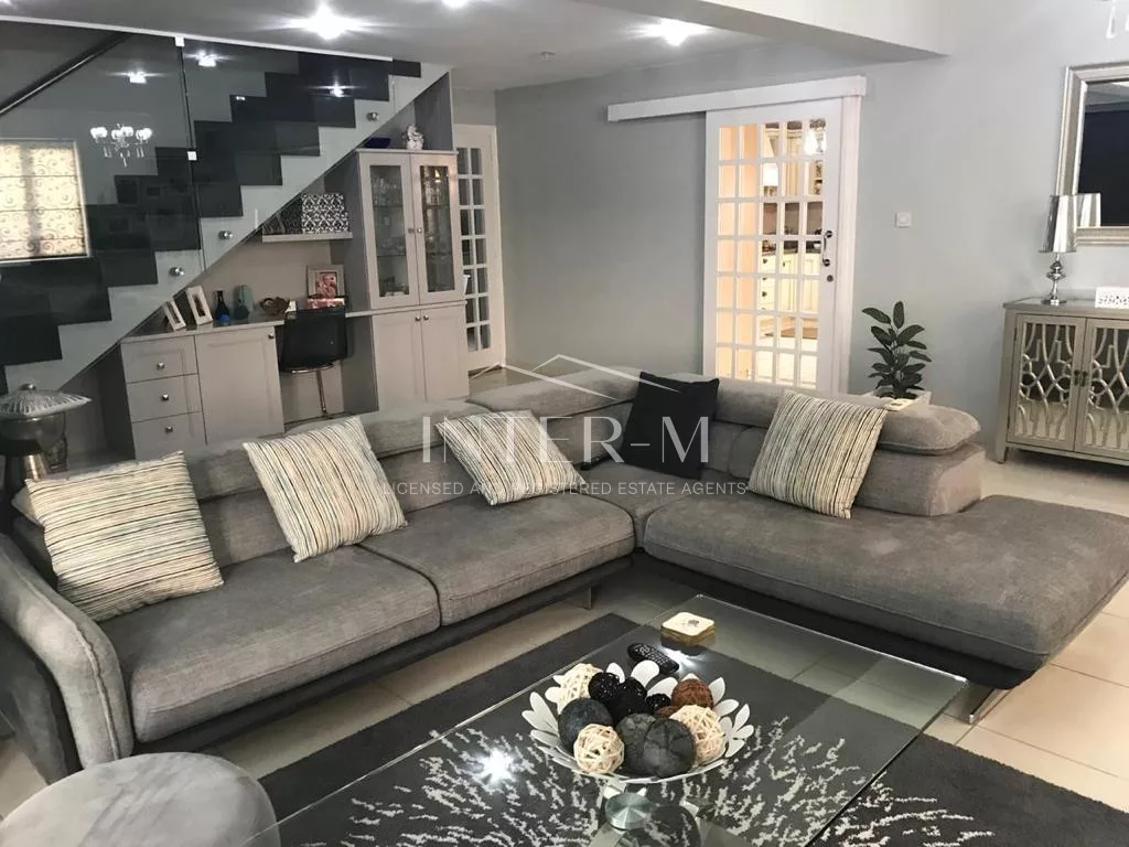 Beachfront Villa For Sale In Pervolia , Larnaca  (4 Bedroom) φωτογραφία 7