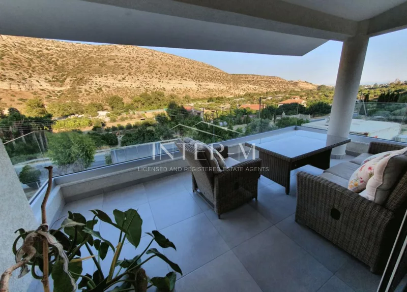 Ready To Move In Villa With Pool And Rooftop Garden In Gemasogeia (4 Bedroom) photo 2