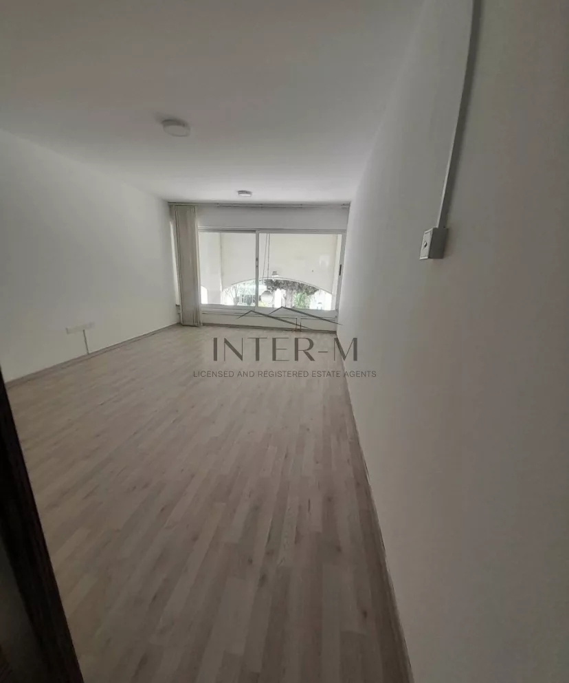 Office/Shop For Rent In Germasogeia Tourist Area ,Limassol (272 Sq.m) φωτογραφία 3