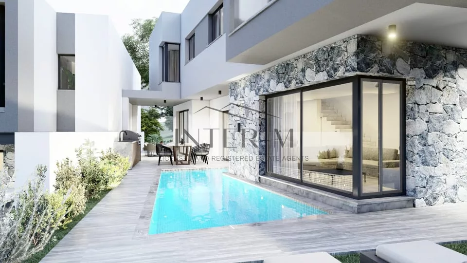 *Modern House In Germasogeia (4 Bedroom)