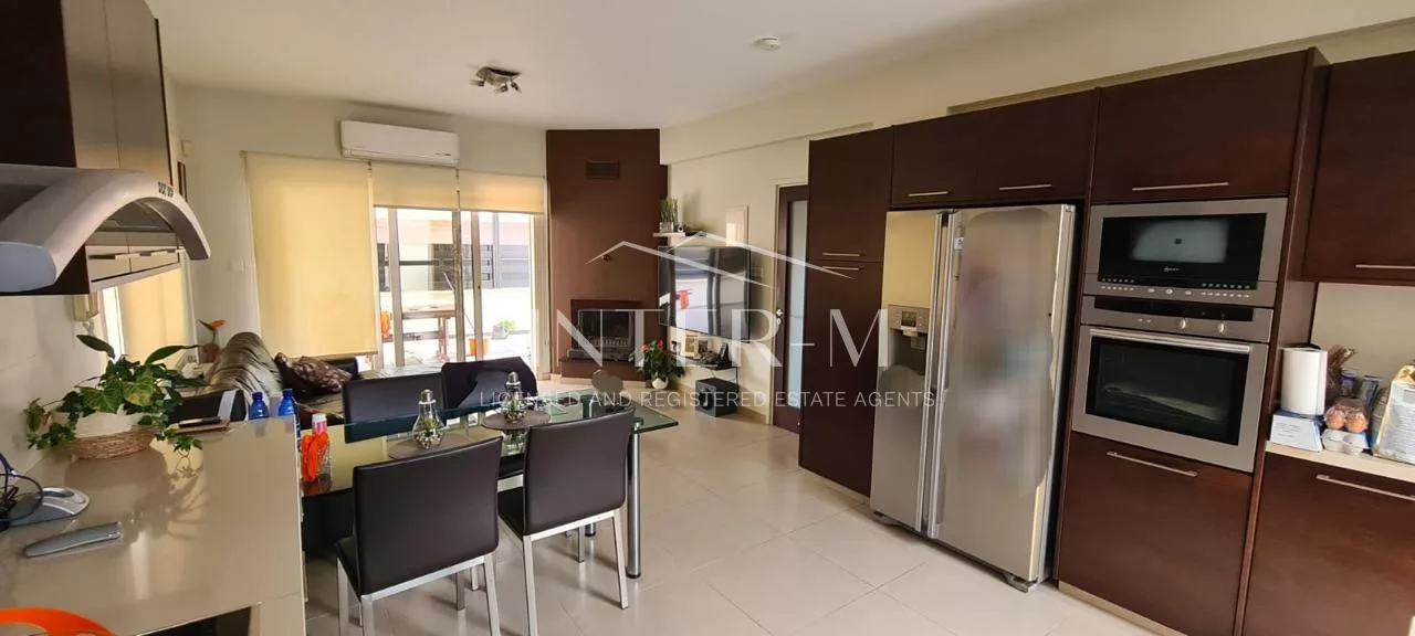 Elegant 3-bedroom Detached House Fоr Sаle In Agios Loukas, Kolossi, Cyprus φωτογραφία 10