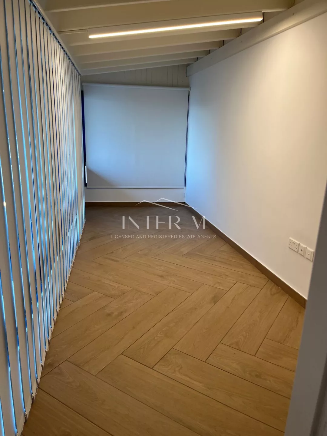 Luxury Villa For Rent In Agios Tychonas, Limassol  (5 Bedroom) photo 6