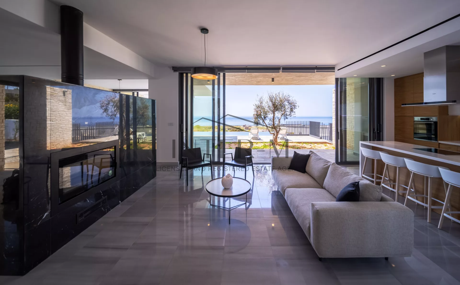 Exquisite 5-Bedroom Luxury Villa For Sale – Sea Caves, Paphos (5 Bedroom) photo 12