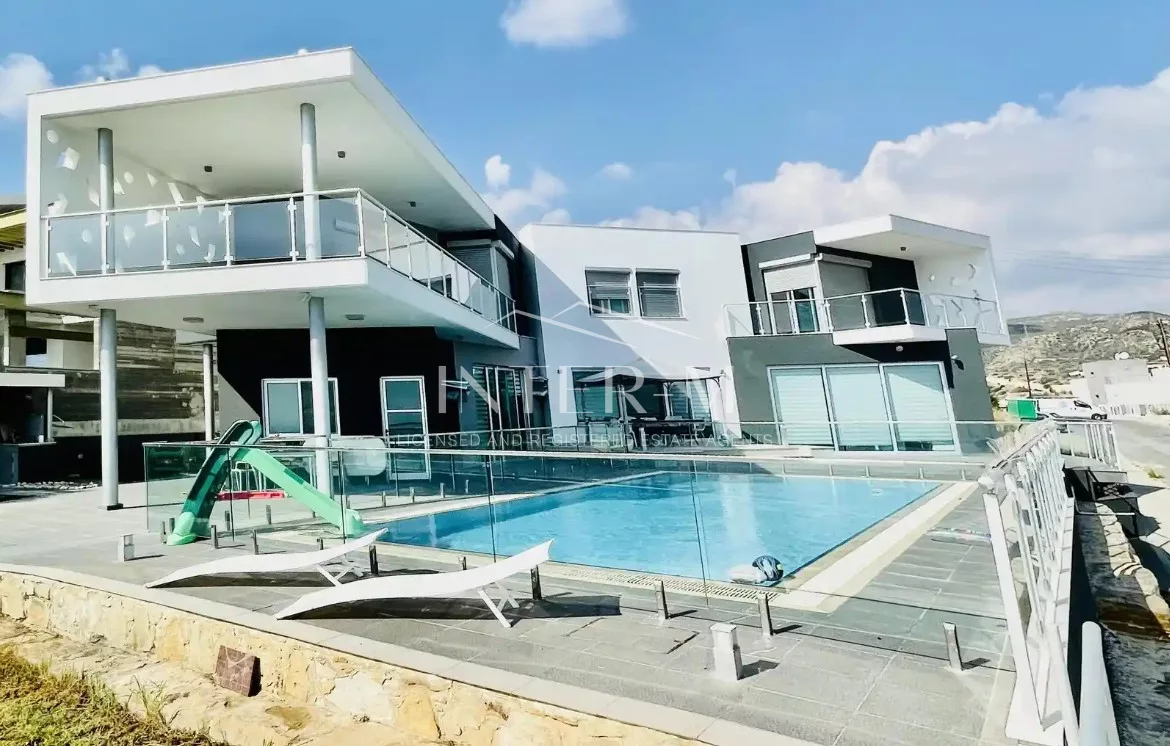 Stunning Villa For Sale In Agios Athanasios, Limassol (5 Bedrooms)