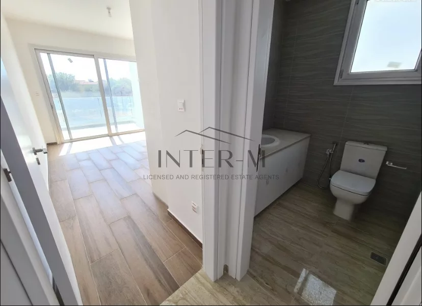 Detached House For Sale In Univeral,Paphos (4 Bedroom) photo 13