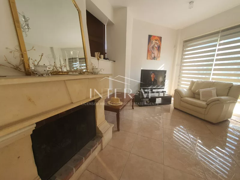 Stunning Villa For Rent In Foinikaria, Limassol (4 Bedroom) photo 5