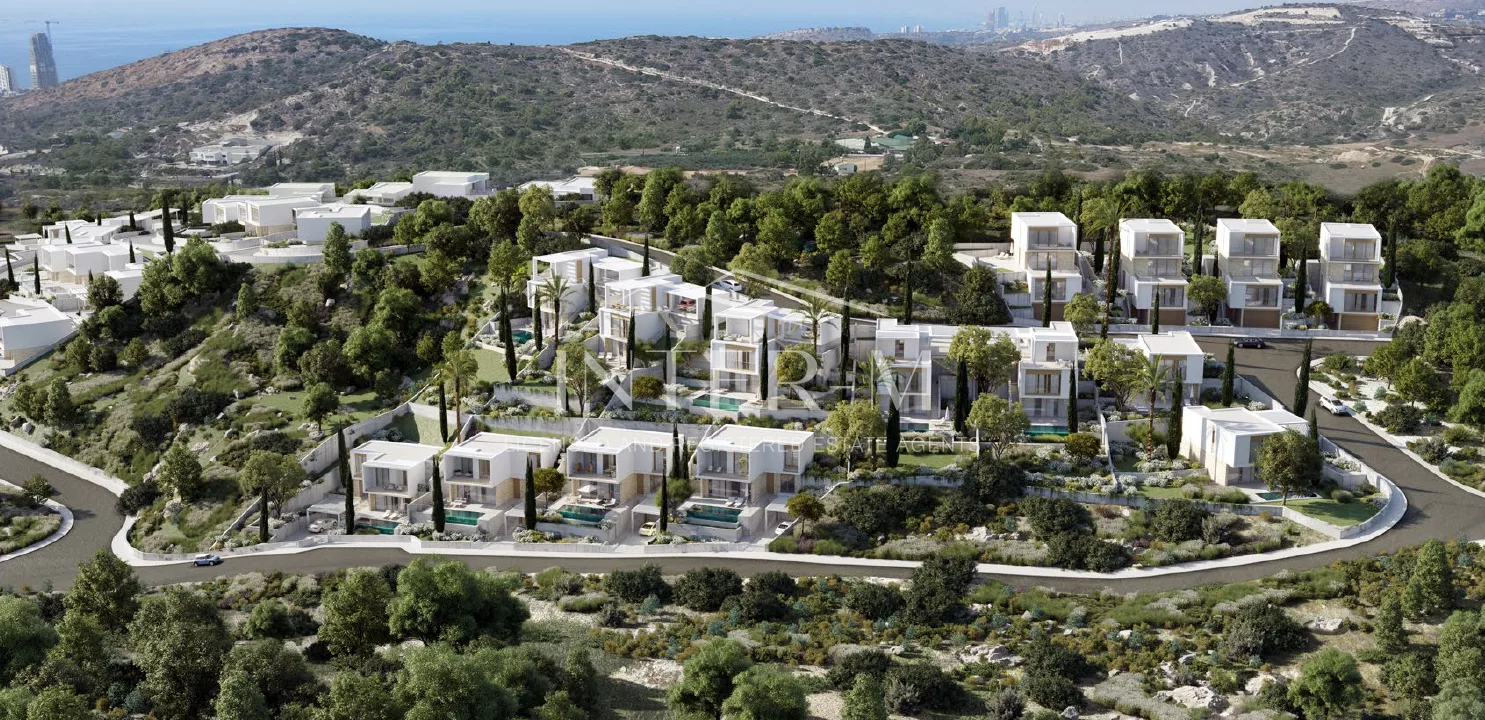 Luxury Villa  For Sale In Pyrgos , Limassol  (4 Bedroom)