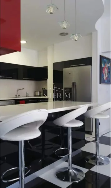 Spacious 3-Bedroom Upper-Floor Apartment For Rent In Agios Athanasios, Limassol (3 Bedroom) φωτογραφία 5