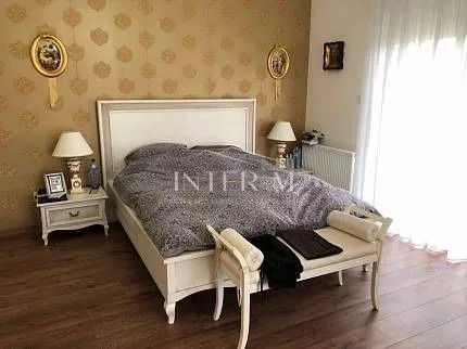Villa For Sale In Agios Athanasios  (5 Bedroom) φωτογραφία 6