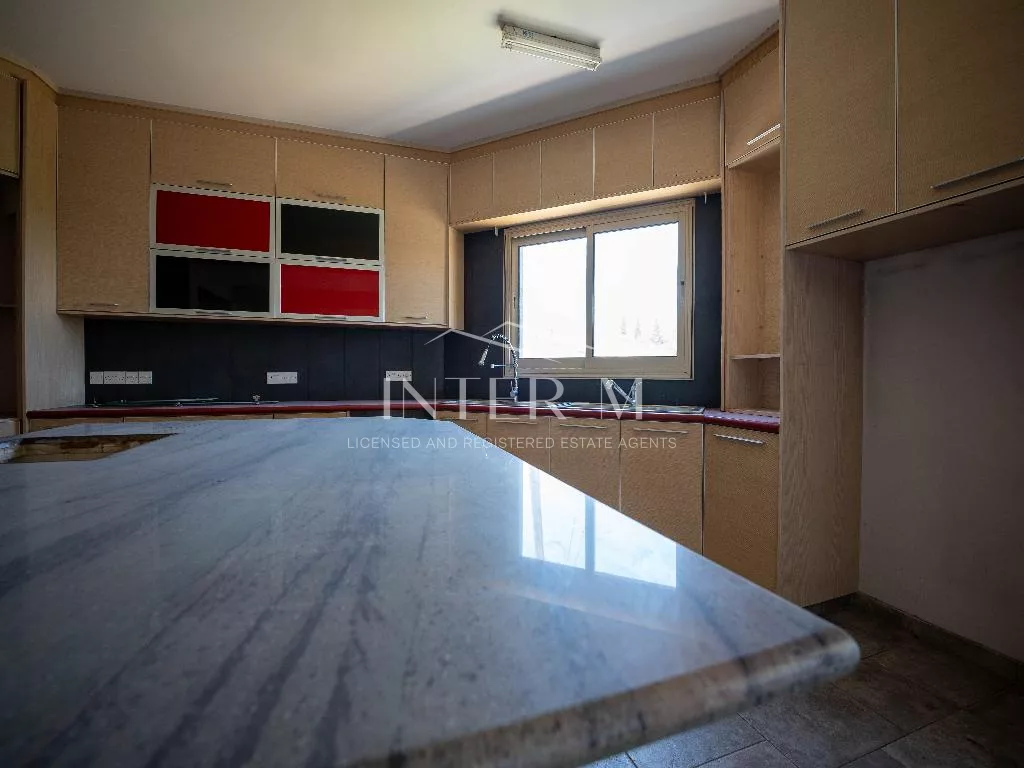 Spacious Flat For Sale In Germasogeia, Limassol (4 Bedroom) φωτογραφία 15