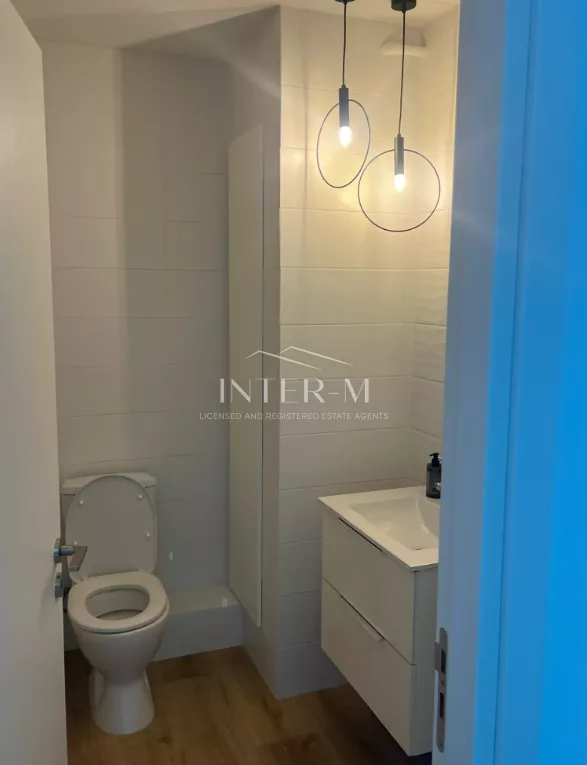 Prime Office For Sale | Larnaca City Centre – Finikoudes,Cyprus φωτογραφία 10