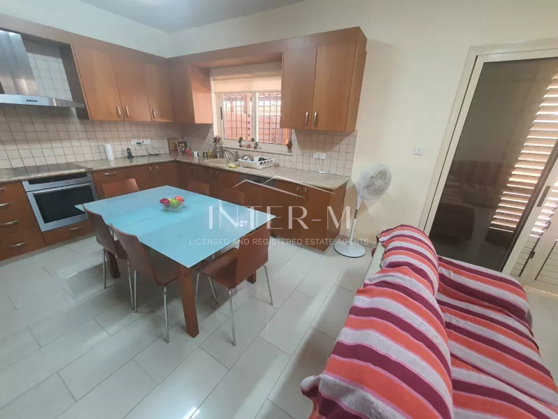 Detached House In Kato Polemidia For Sale (4 Bedroom) φωτογραφία 5