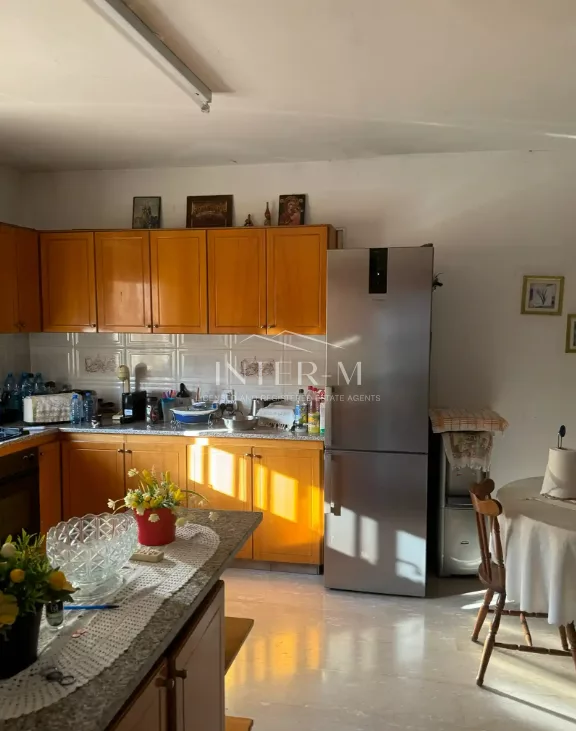 3 Floor Building For Sale In Agia Fyla,Limassol (5 Bedroom) φωτογραφία 6