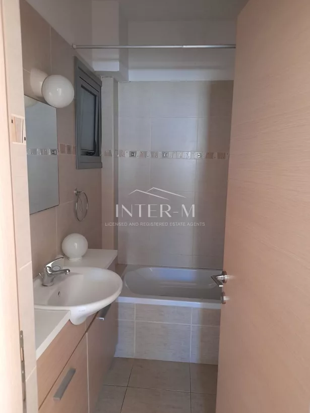 Spacious 3-Bedroom Apartment For Rent In The Heart Of Limassol  (3 Bedroom) φωτογραφία 11