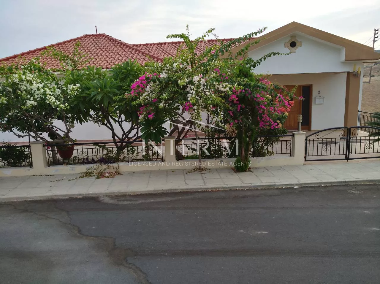 Villa For Sale In Pareklisia (3 Bedroom)