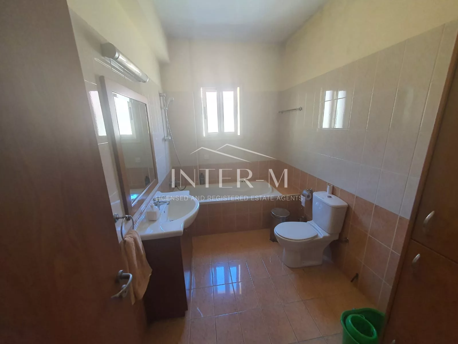Detached House In Kato Polemidia For Sale (4 Bedroom) φωτογραφία 29