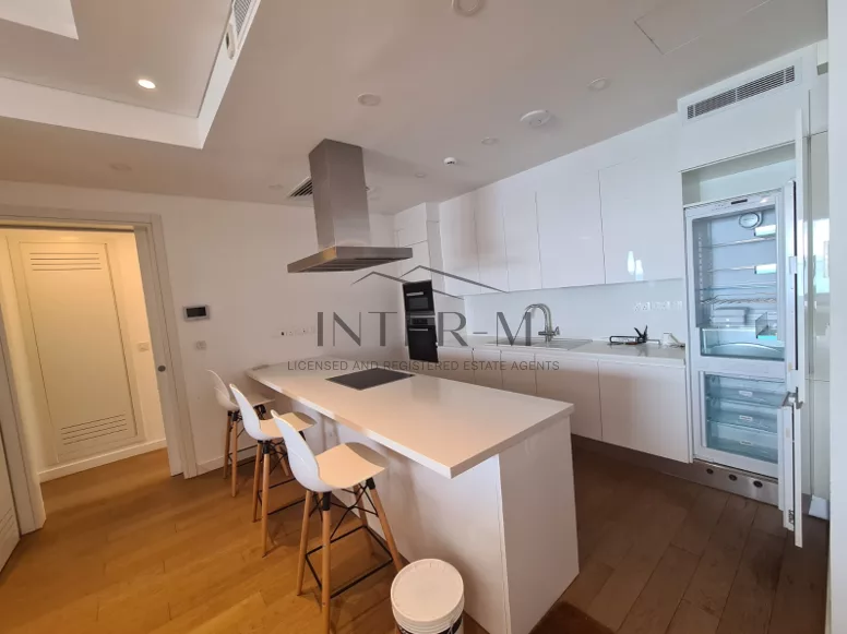 Luxury Seafront 3-Bedroom Apartment For Rent – Limassol Old Town φωτογραφία 13