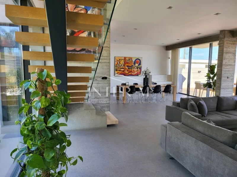 Incredible Villa For Sale In Episkopi (3 Bedroom+Office) φωτογραφία 5