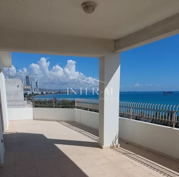 Seafront Commercial Building For Sale In Tourist Area, Limassol, Cyprus(4.509,35 Sq.m) photo 3