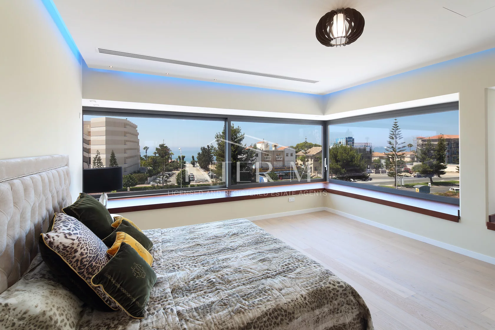 Luxurius Villa With Sea View In Parekklisia  (5 Bedroom) photo 6